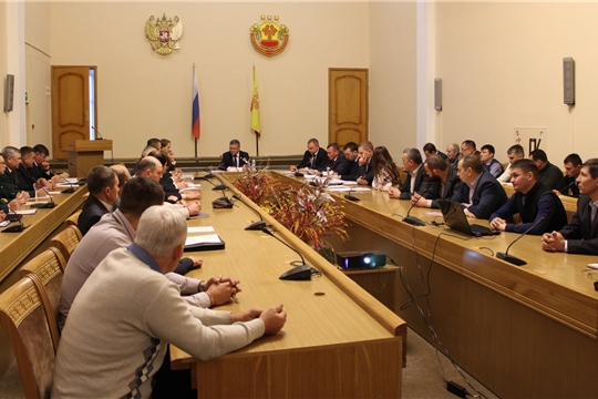 Министр Иван Исаев провел совещание с охотинспекторами и и лесничими