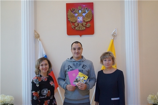 Отделом ЗАГС администрации Калининского района г.Чебоксары зарегистрирован 1800-й новорожденный 2019 года