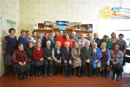 Торжественное мероприятие «Пусть осень жизни будет золотой» с ветеранами отрасли культуры Моргаушского района