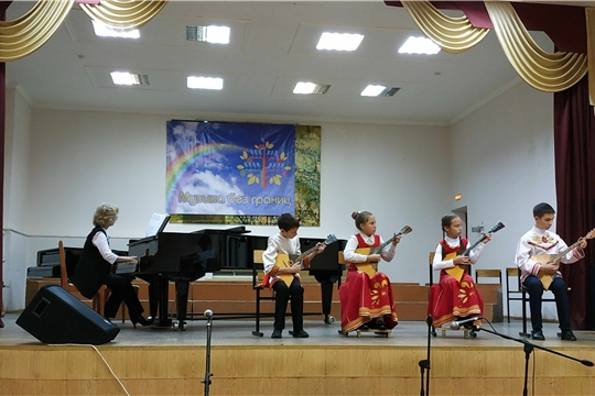 Нам – 550: городской фестиваль творческих коллективов «Музыка без границ» собрал 46 творческих коллективов столицы