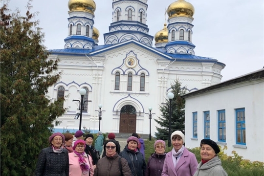 Ветераны библиотечного дела совершили туристическую поездку в г. Цивильск