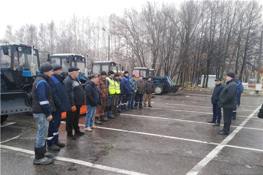К зиме готовы: управляющие компании Московского района г. Чебоксары представили спецтехнику