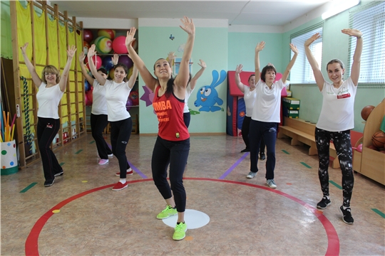 В Чебоксарах продолжаются занятия в рамках проекта «Первый шаг в фитнес-класс»