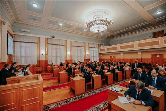 Планы по ремонту дорог, проекты, основанные на местных инициативах, обсудили в Чебоксарах на городской планерке