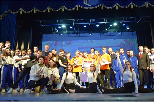 Команда Чебоксарского медицинского колледжа – обладатель гран-при конкурса непрофессиональных танцевальных коллективов «Стартинейджер: новогодний бум»