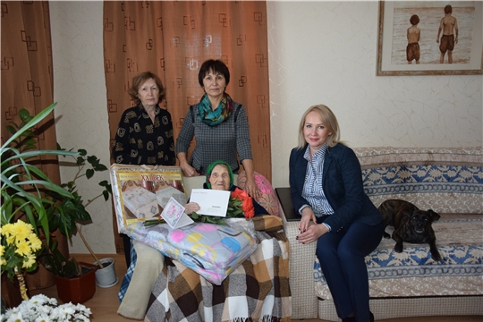 Нацпроект «Демография»: жительница Московского района г. Чебоксары Зинаида Клопова отметила 100-летний юбилей