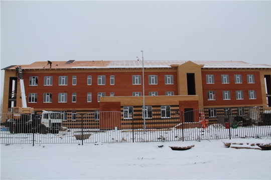 Председатель Кабмина Чувашии Иван Моторин проинспектировал ход строительства детского сада в Цивильске