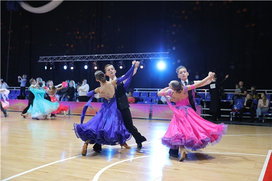 Михаил Игнатьев в Чебоксарах открыл соревнования по танцевальному спорту