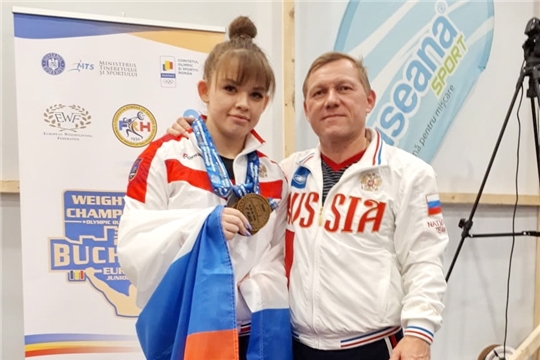 Наталия Шайманова – чемпионка Европы по тяжёлой атлетике среди молодёжи