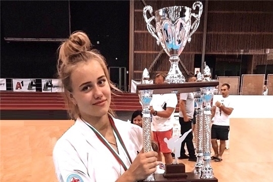 Елена Зайковская выступит на чемпионате мира по киокусинкай