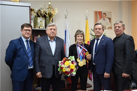 Встреча М.Богаратова с чемпионкой мира по самбо Еленой Бондаревой