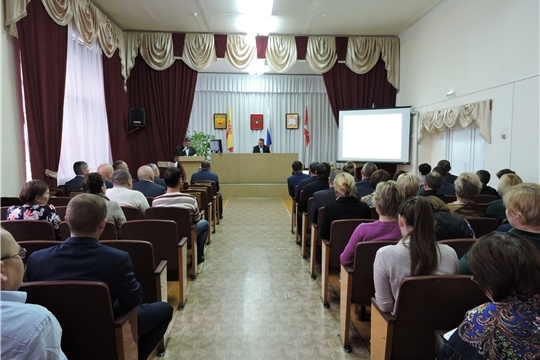 Обсуждены вопросы реализации национальных проектов «Экология» и «Жилье и городская среда» в районных центрах Чувашской Республики