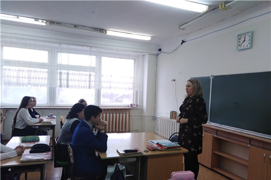 В Урмарской средней школе прошел Единый день пенсионной грамотности