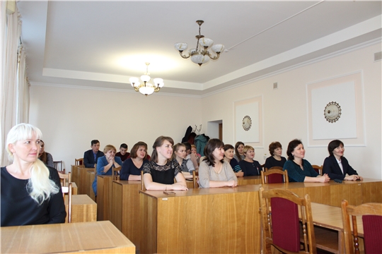 В Урмарском районе поздравили бухгалтеров с профессиональным праздником