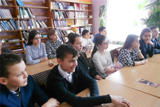 В Урмарской детской библиотеке состоялся профориентационный урок «В какую профессию бросить якорь»