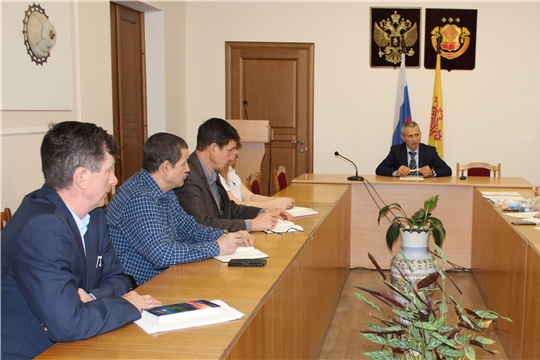 Состоялось заседание организационного комитета по подготовке к Рождественской ёлке главы администрации Урмарского района