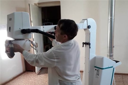 В Урмарскую центральную районную больницу поступил новый передвижной рентгеновский аппарат "Электрон"