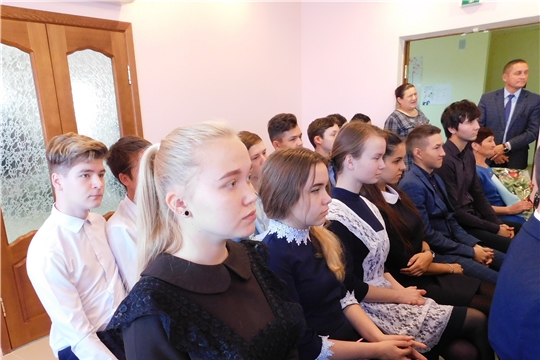 В отделе ЗАГС администрации Яльчикского района прошла встреча-беседа с учащимися старших классов на тему «На пороге взрослой жизни»