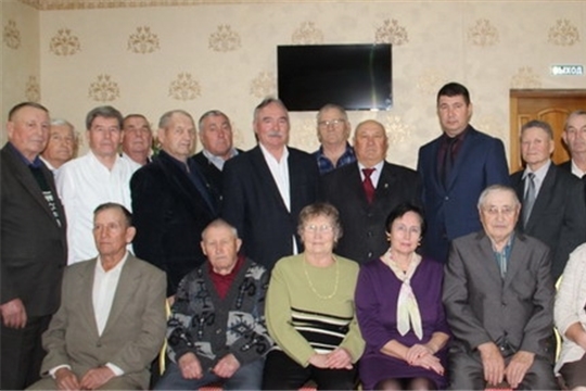 Глава администрации Цивильского района Игорь Николаев поздравил с Днем пожилых людей ветеранов АПК района