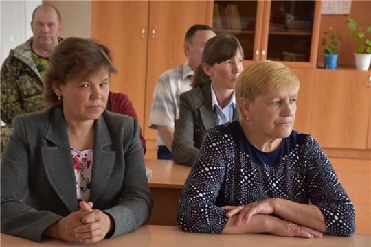 В Аликовском районе обсуждены основные темы Единого информационного дня