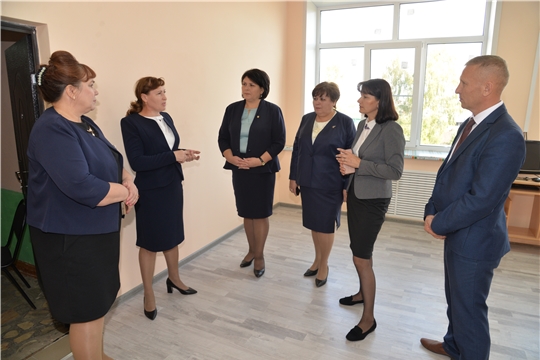 Первый заместитель министра образования и молодежной политики Чувашской Республики посетила Батыревский район.