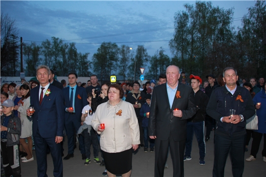 В память о подвиге героев в Чебоксарском районе прошла акция «Свеча памяти»