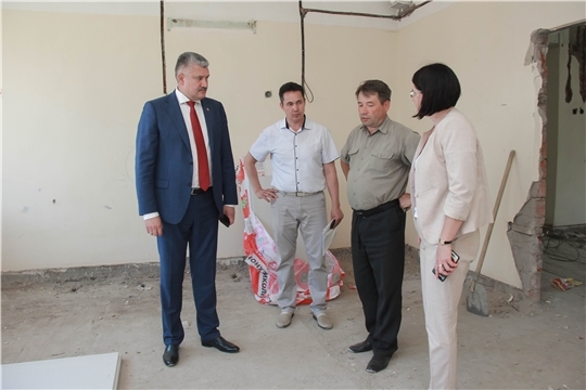Министр Владимир Викторов посетил Чебоксарскую районную больницу