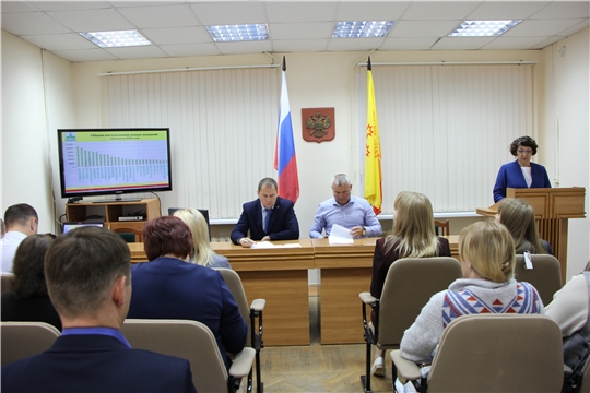 Рабочая неделя в администрации Чебоксарского района началась с обсуждения наиболее актуальных вопросов