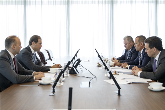Глава Чувашии обсудил с Министром промышленности и торговли России перспективы ускоренного социально-экономического развития региона