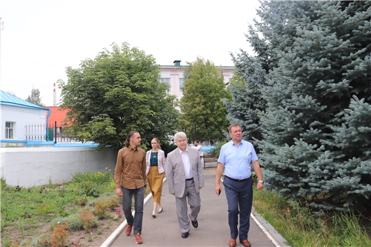 С участием главного архитектора Чувашской Республики Александра Шевлягина в Алатыре обсудили вопрос, касающийся реконструкции исторической части города