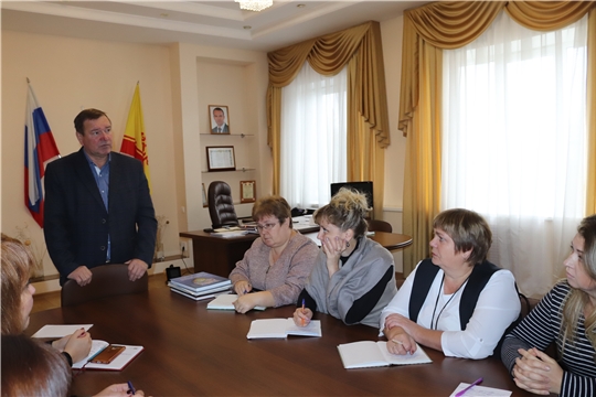 Глава администрации города Алатыря В.И. Степанов провёл рабочую встречу с заведующими детскими садами