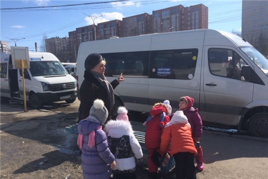 Пешие прогулки по Чебоксарам: дети побывали на автостанции «Новосельская»