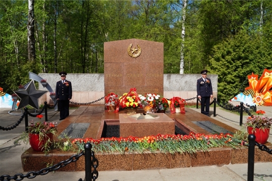 8 мая в Чебоксарах состоится церемония возложения цветов к Братской могиле воинов, умерших от ран в госпиталях