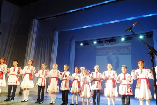 В Чебоксарах прошел фестиваль чувашской песни, посвященный 550-летию города