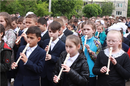 550 флейт зазвучали в честь города Чебоксары