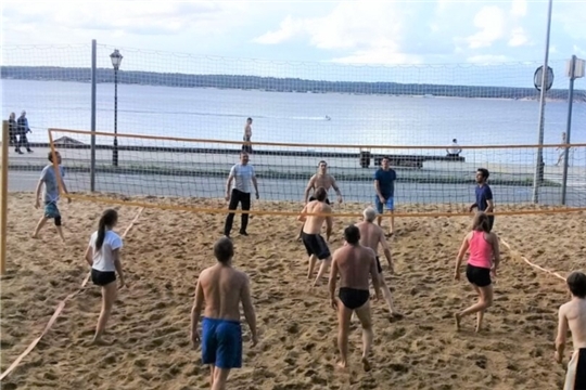Спорт для всех: на чебоксарских пляжах организована физкультурно-оздоровительная и спортивно-массовая работа