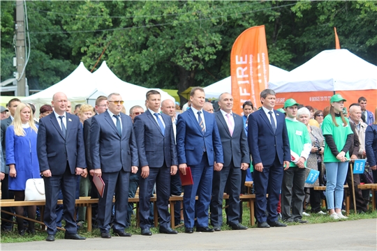 Город Канаш празднует День города и День железнодорожника