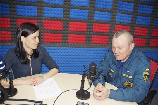 О службе спасателей - в радиопередаче "Араскал"