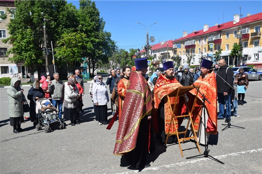 В День славянской письменности и культуры в Шумерле прошел Крестный ход и праздничный молебен