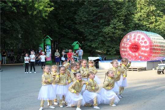 В парке культуры и отдыха города Шумерля прошла целая череда развлекательных мероприятий