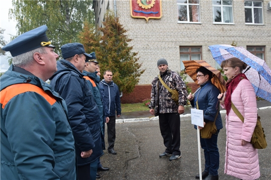 Итоги командно-штабной тренировки и смотр задействованных в ней сил и средств спасательных служб