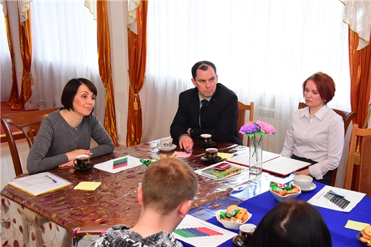 В Ибресинском районе прошла встреча с семейными парами в целях укрепления семьи и профилактики разводов