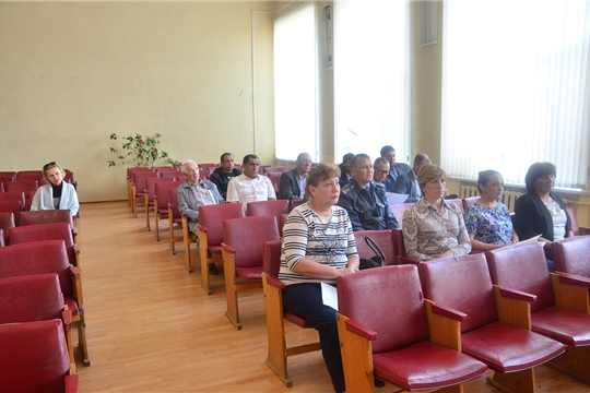В Ибресинском районе состоялось совещание с руководителями сельскохозяйственных предприятий