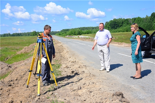 Идет капитальный ремонт автомобильной дороги «Ибреси-Березовка-Кудеиха» и Березовской основной школы