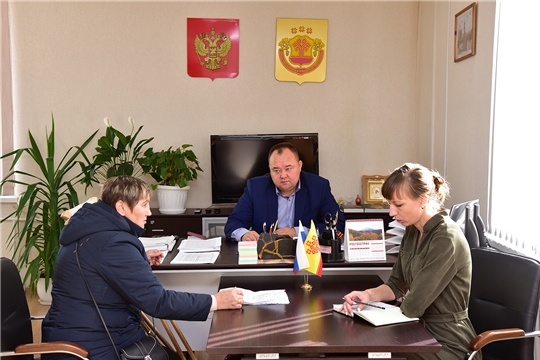Глава администрации Ибресинского района Сергей Горбунов проводит приемы граждан
