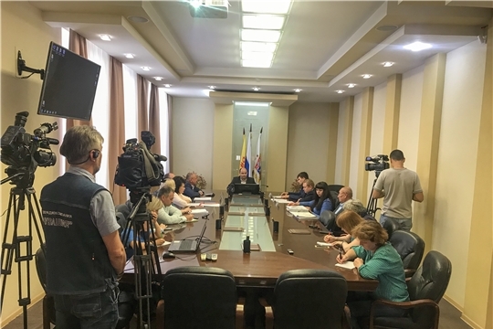 Защиту прав участников долевого строительства и причины долгостроев обсудили на брифинге в администрации города Чебоксары