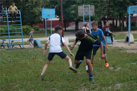 Чебоксарские школьники со спортом входят в новый учебный год