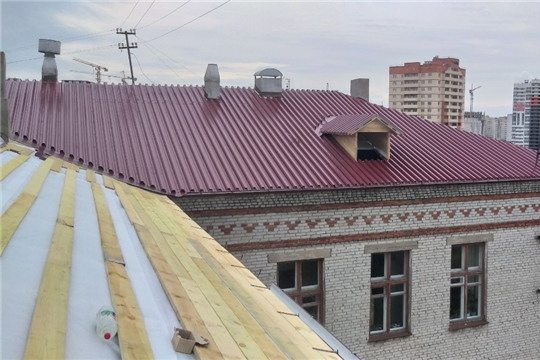 Во Второй городской больнице г. Чебоксары завершен капитальный ремонт кровли