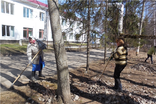 19 апреля в БУ «Канашская ЦРБ»  прошел общебольничный    весенний субботник