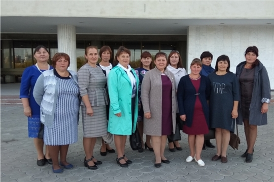 Делегация Канашского района на торжественном вечере, посвященном 90-летию со дня рождения дважды Героя Советского Союза, летчика-космонавта СССР А.Г. Николаева
